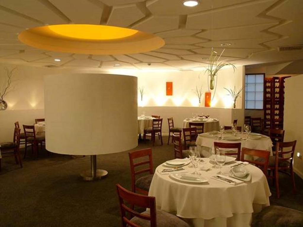 Deville Hotel Panama  Restaurant photo